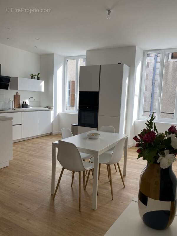 Appartement 75 m² à Die  - photo 2