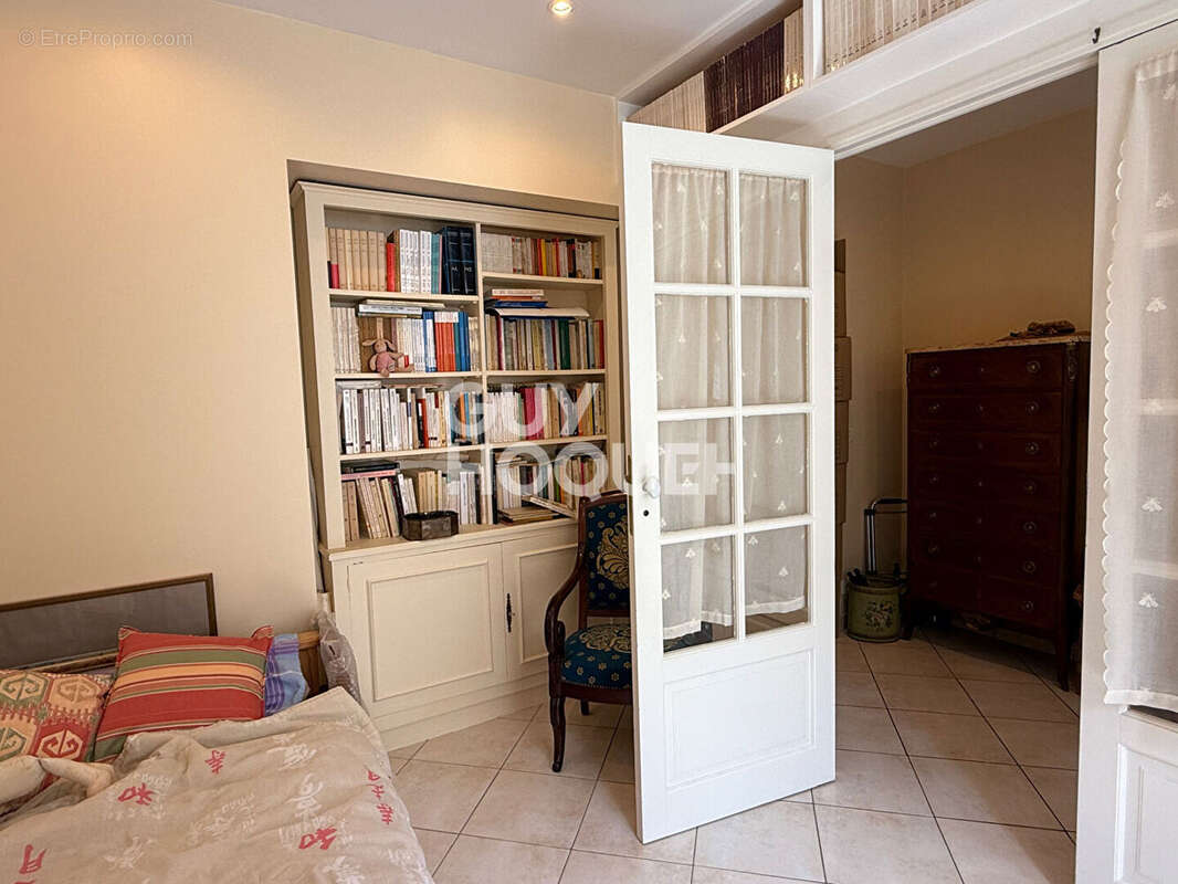 Appartement à VERSAILLES