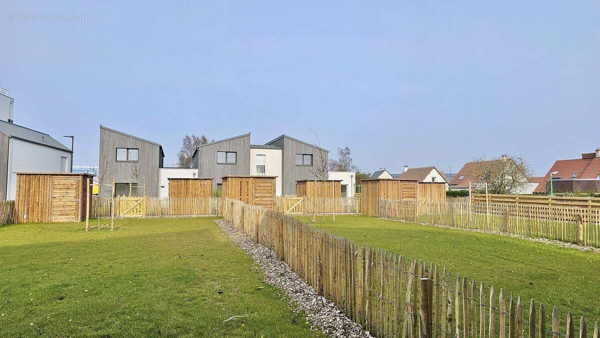 Maison à MONDEVILLE