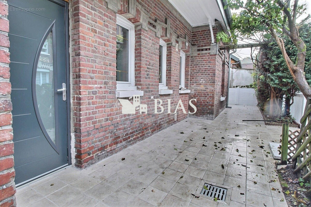 Maison à DEVILLE-LES-ROUEN