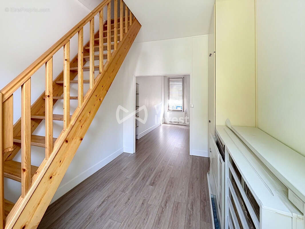 Appartement 62 m² à Rueil-Malmaison  - photo 2