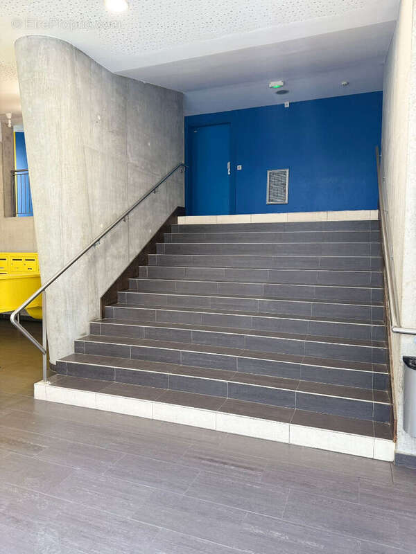 Appartement à MARSEILLE-3E