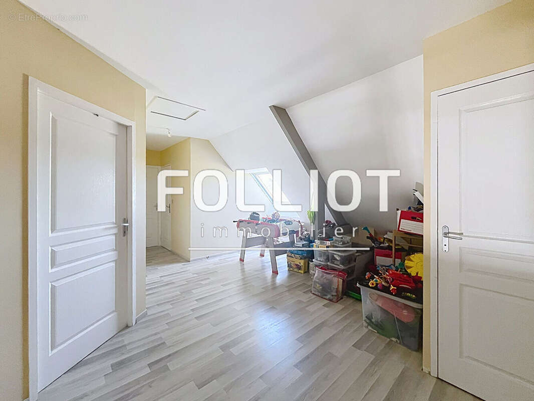 Maison à FRESNEY-LE-VIEUX