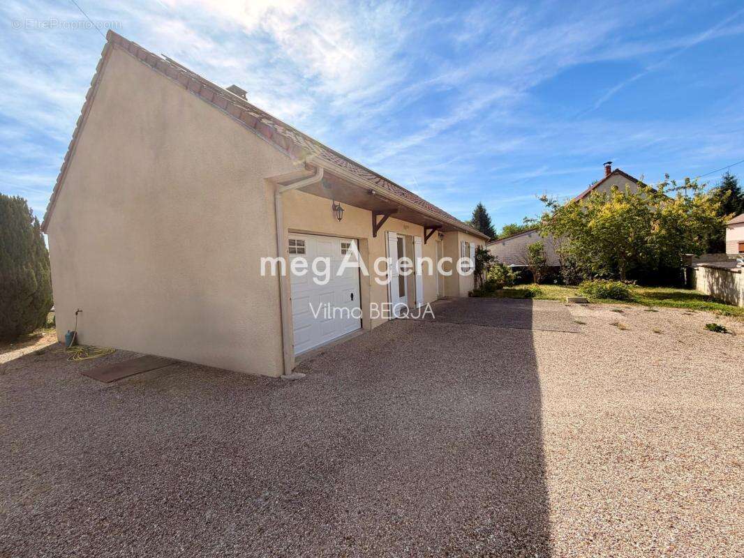 Maison de plain-pied 103 m² – 4 chambres – Garage – Terrain de 1 100 m² - photo 14