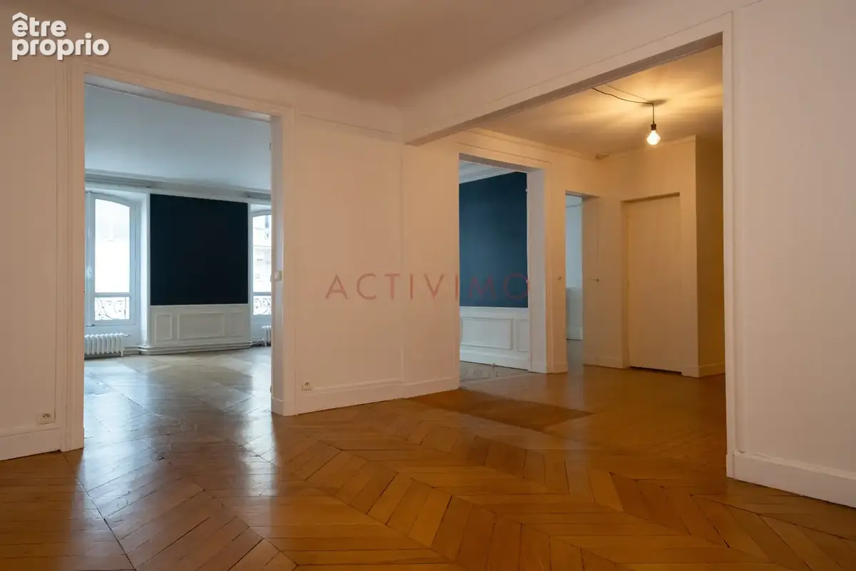 5 PIECES 110 m2 - Rue de Rennes Paris 6ème - photo 5