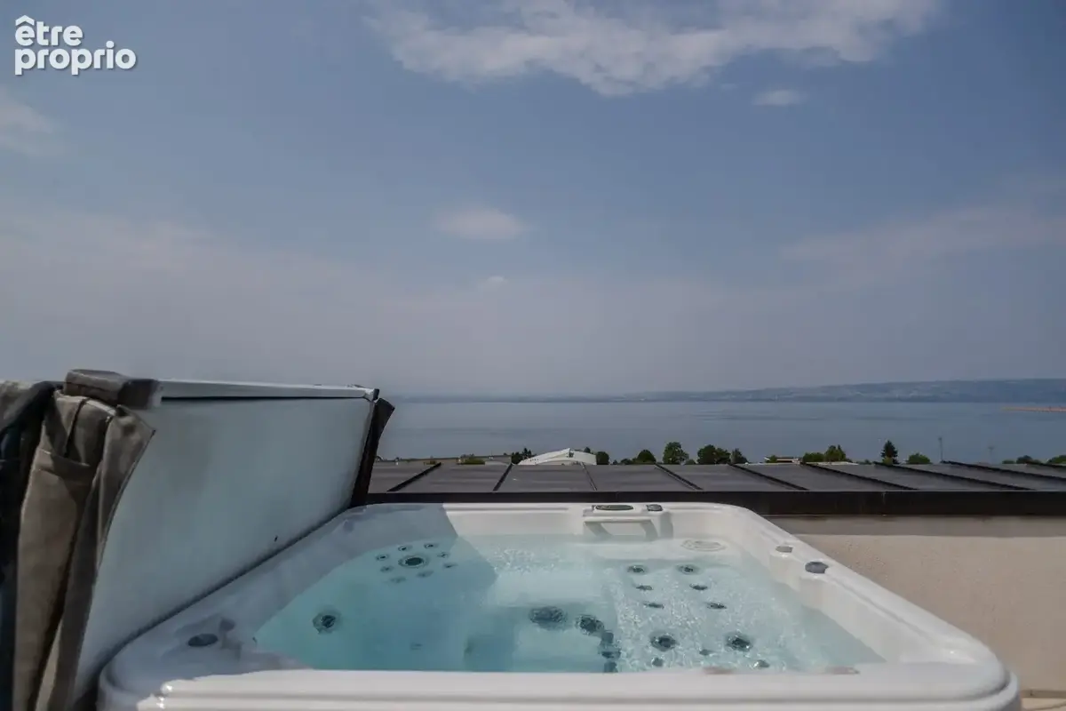 Appartement 94 m² à Evian-Les-Bains  - photo 3