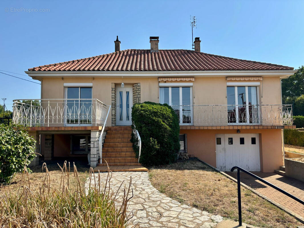 Maison à JAZENEUIL