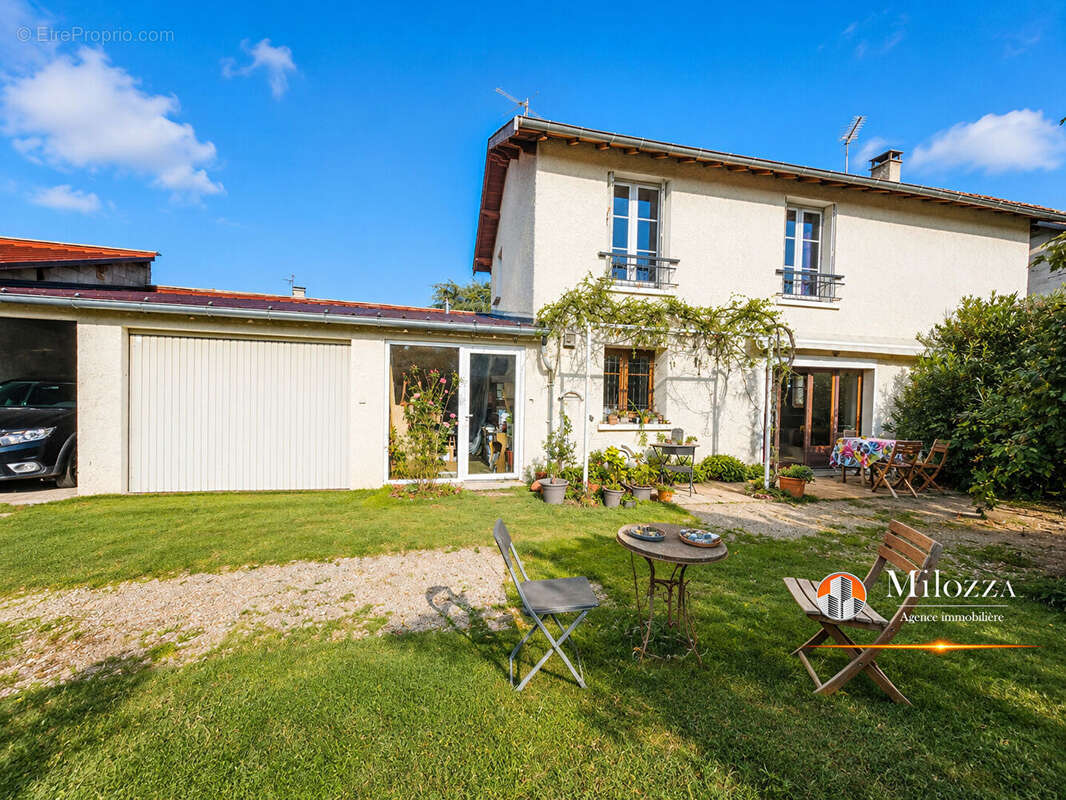 Maison à CHAMAGNIEU