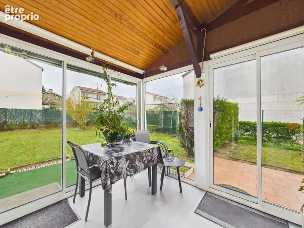 Maison de 107 m2 à Chatellerault, 3 chambres, jardin, garage - photo 13