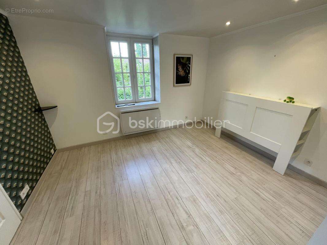 Ensemble immobilier polyvalent à Bouray-sur-Juine - photo 10