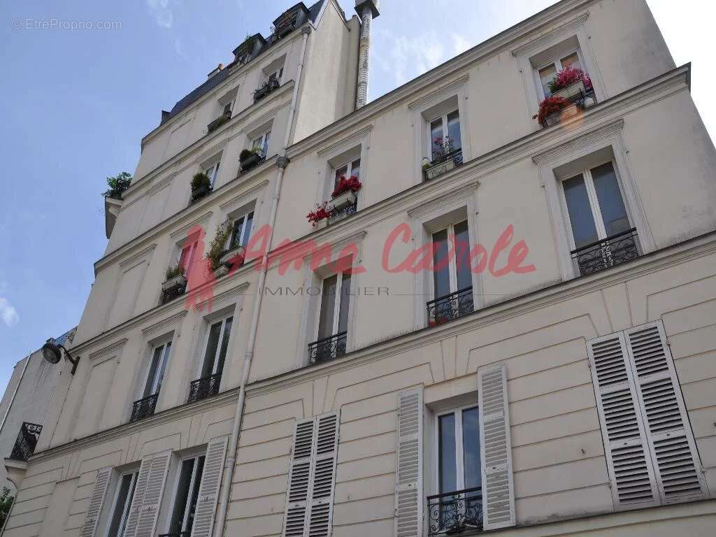 Appartement à PARIS-14E