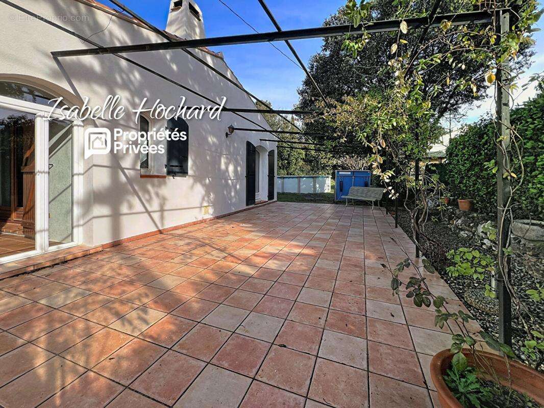 Maison Saint Maximin La Sainte Baume 5 pièce(s) 123 m² - photo 16