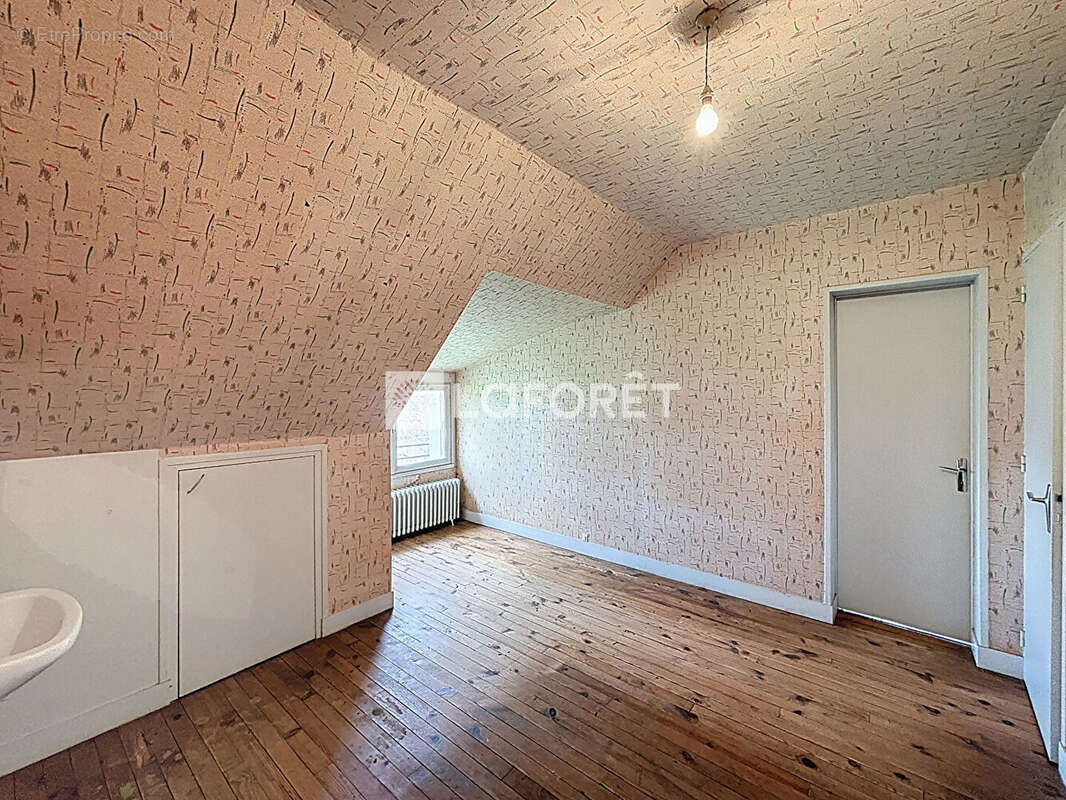 Maison à LA COULONCHE