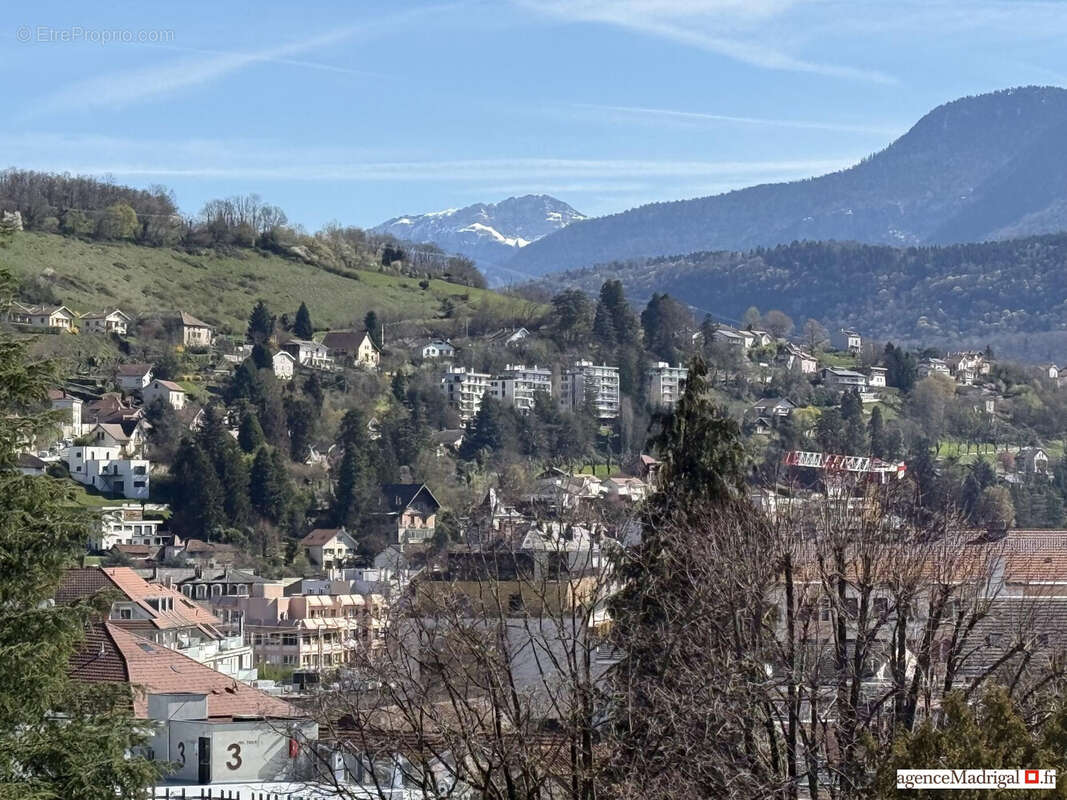 Appartement à VOIRON