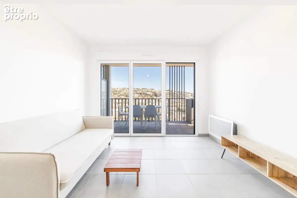 Vente Appartement - Saint Laurent du Var - Pugets - Trois Pièces Neuf Terrasse Parkings Vue Panoramique - photo 6