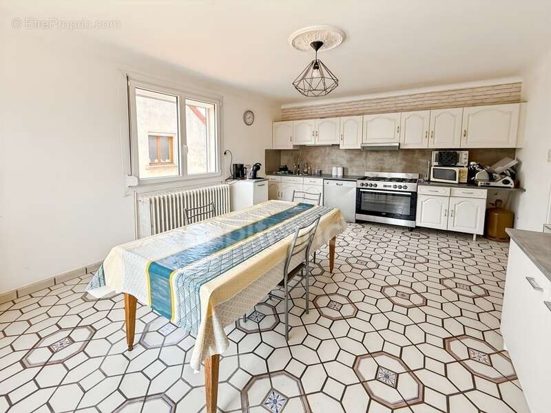 Maison à MARCILLY-LES-BUXY