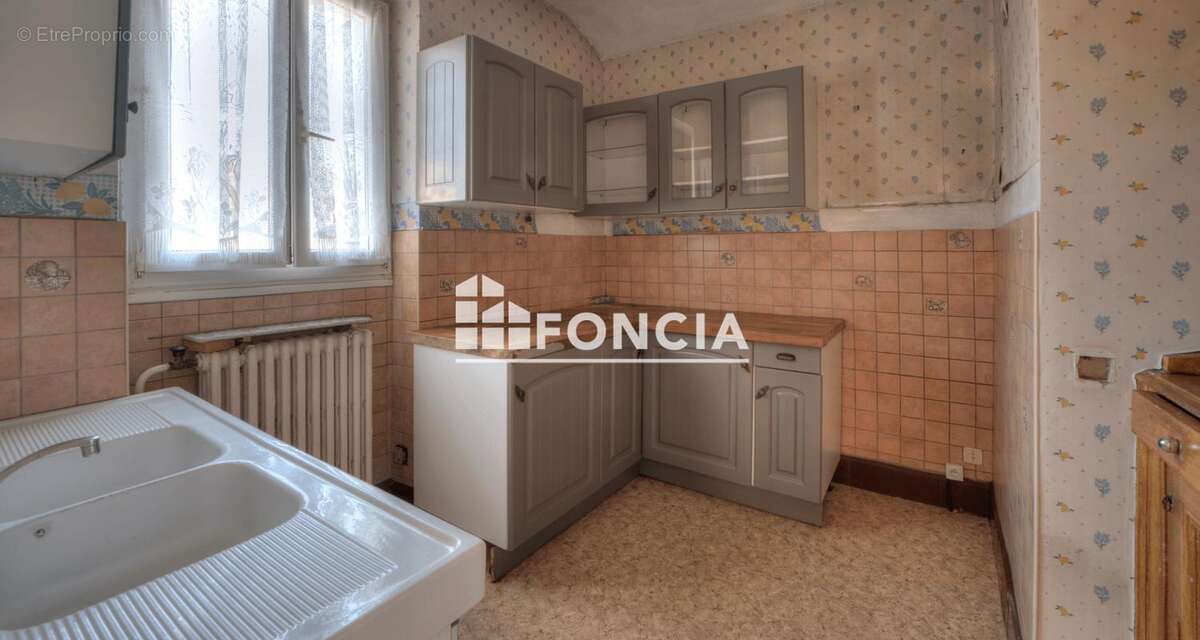 Maison à BELLEGARDE-SUR-VALSERINE