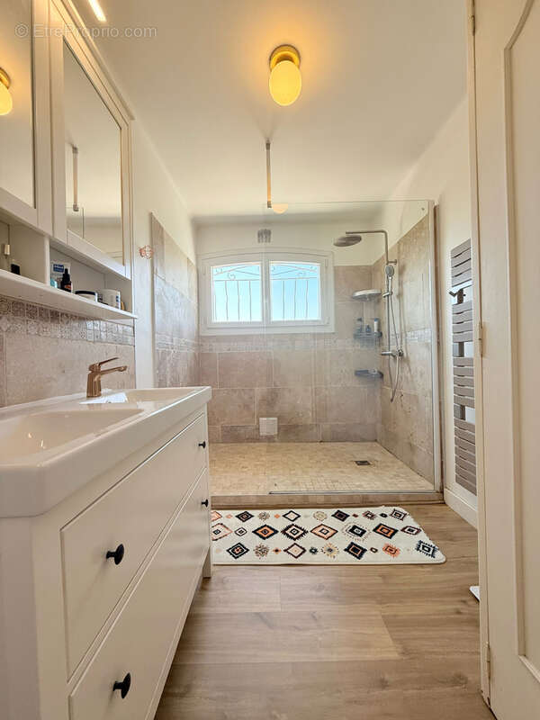 La valette du var - maison 5 pieces - 130m2 avec piscine - photo 11