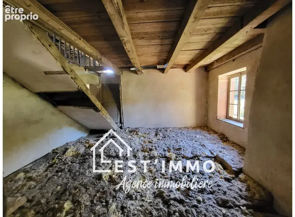 Maison à rénover sur beau terrain - photo 10
