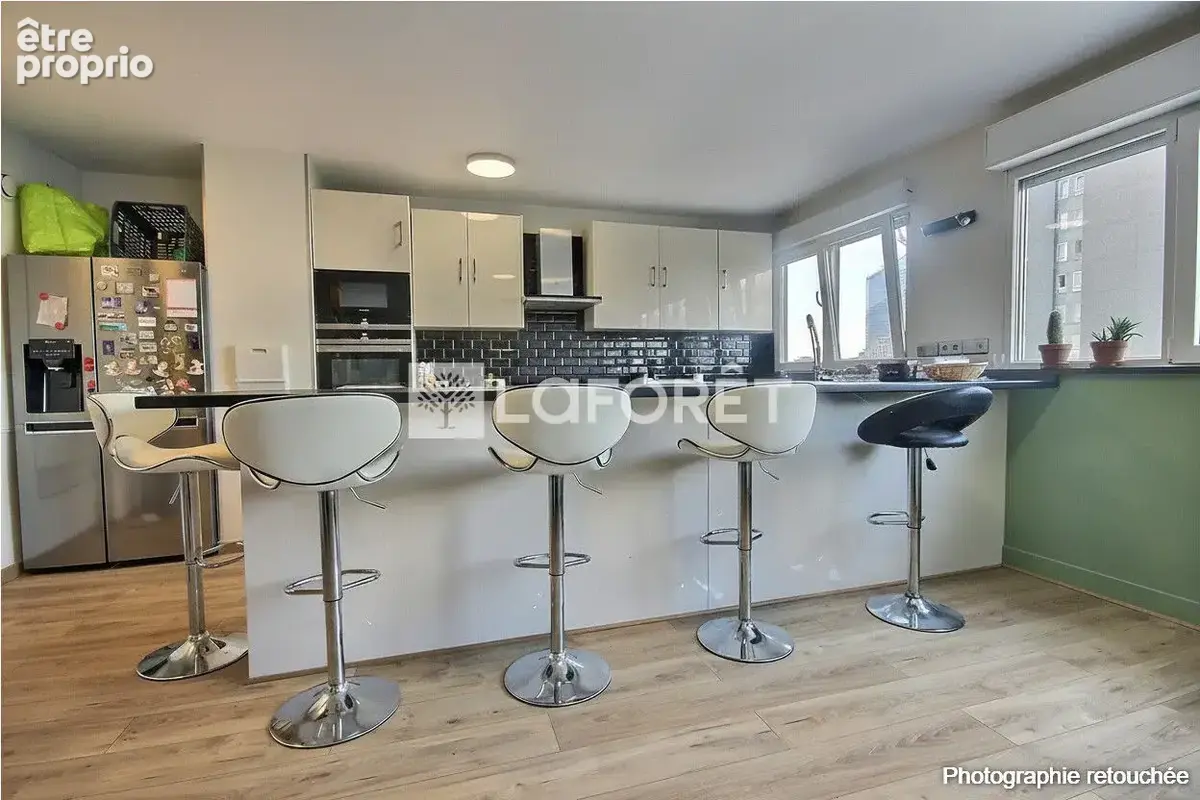 Appartement Courbevoie 4 pièce(s) 90 m2 - photo 5