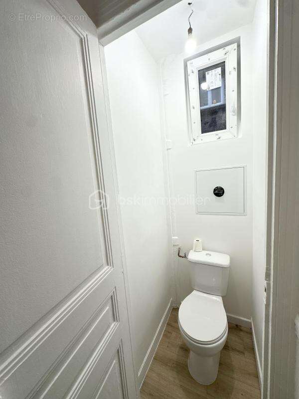 Studio à 750 m  de la gare refait a neuf - photo 12