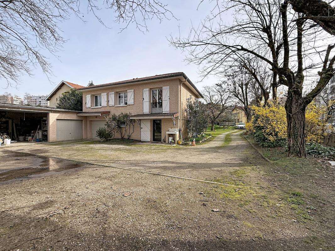 Maison à GRIGNY