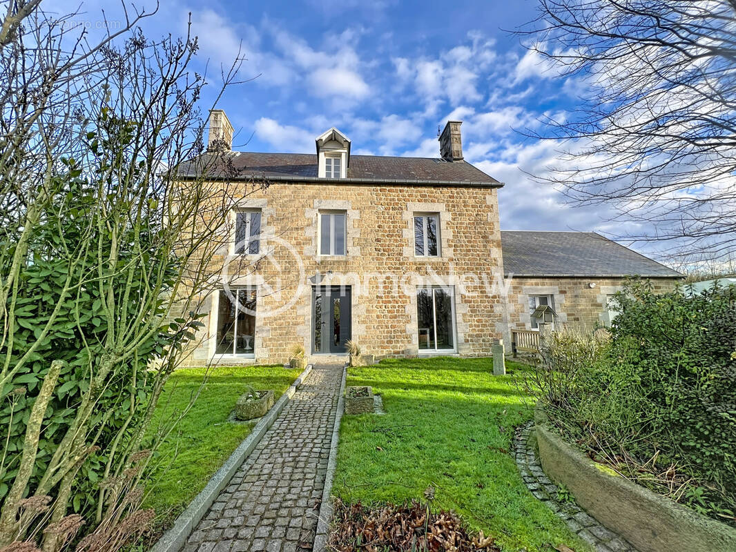 Maison à LA BLOUTIERE