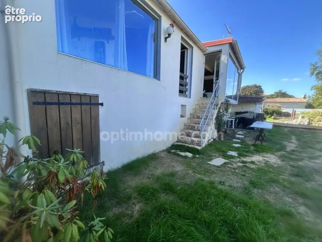 Saint-Jean-d’Hermine – Maison en pierre 191 m² – 3 chambres – Terrain 651 m² – DPE B - photo 13