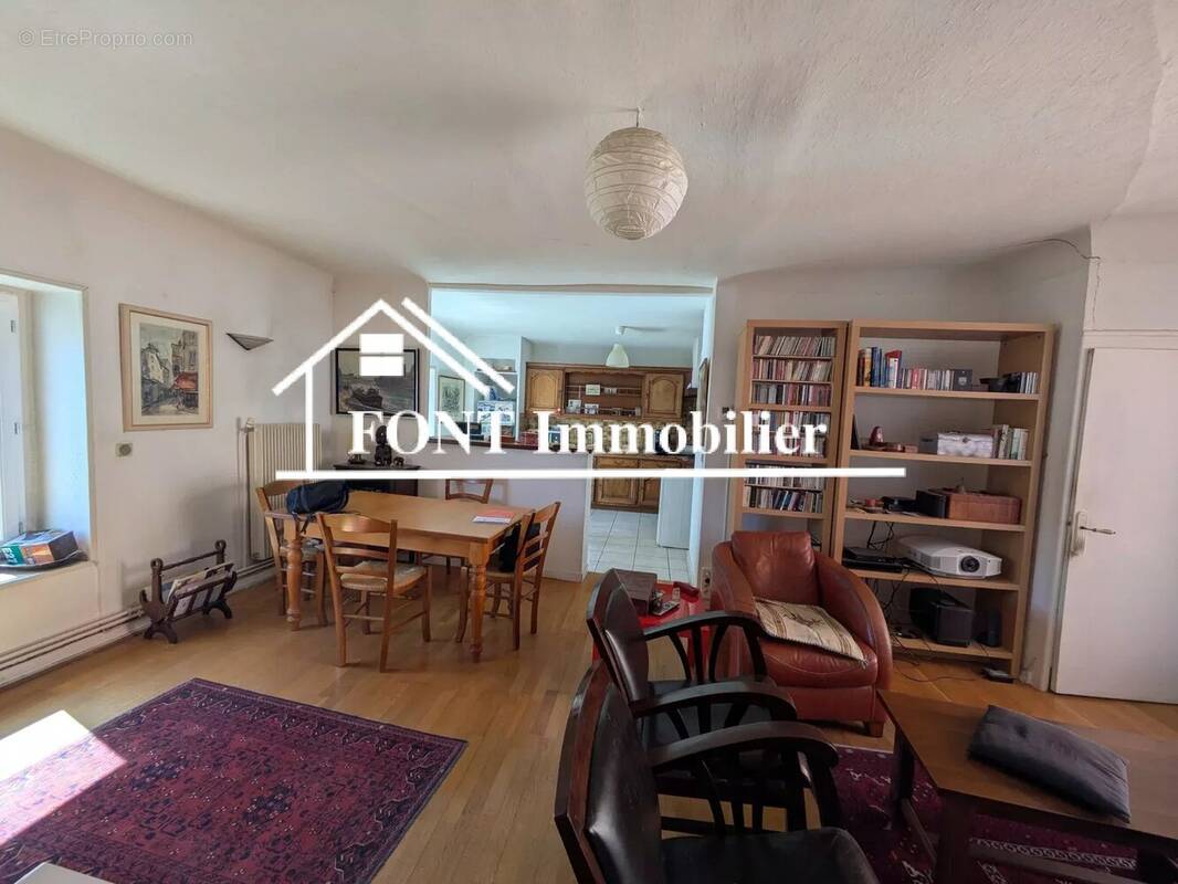 Appartement à SAINT-ETIENNE