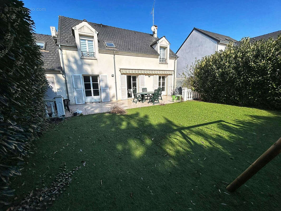 Maison à SAINT-LEU-LA-FORET
