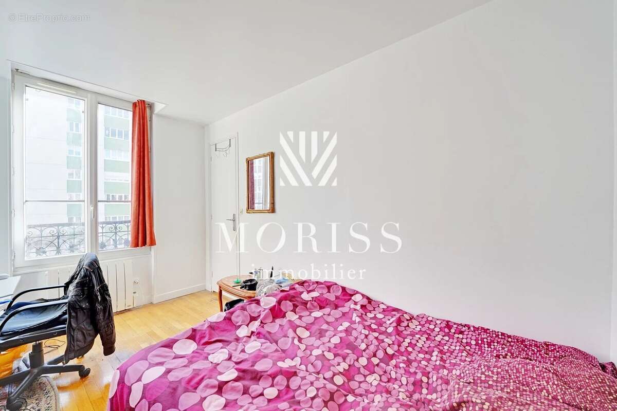 Appartement à PARIS-14E