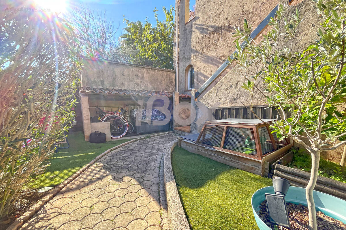 Maison à LA GARDE