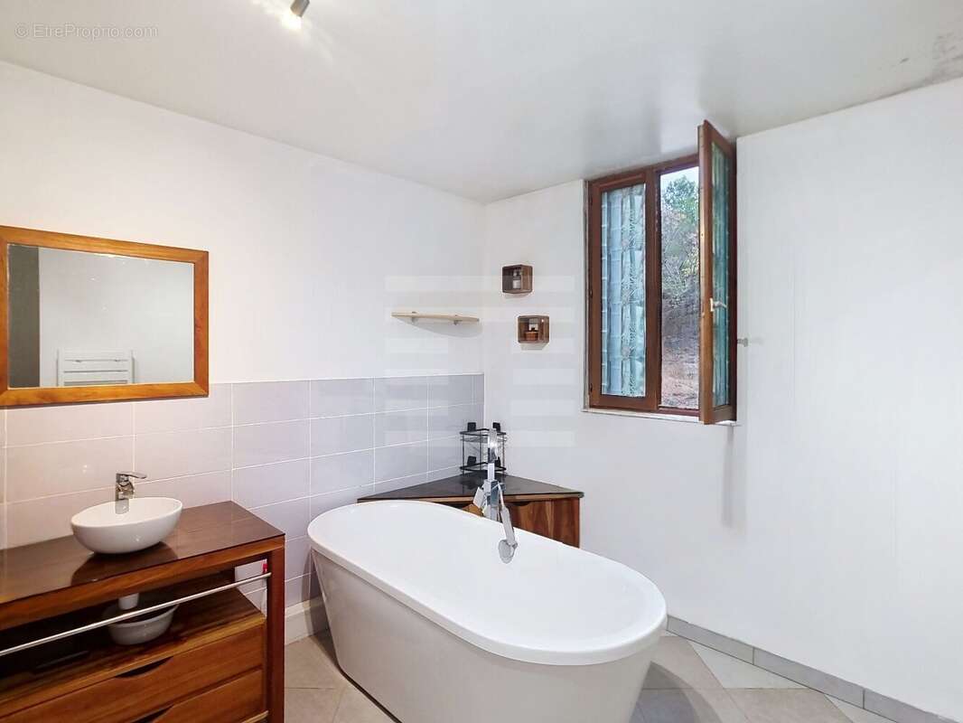 Maison à AIGUES-VIVES