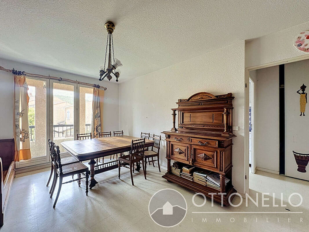 Appartement Roquebrune Sur Argens 4 pièces 73.58 m2 avec balcons, cave et parking extérieur - photo 4