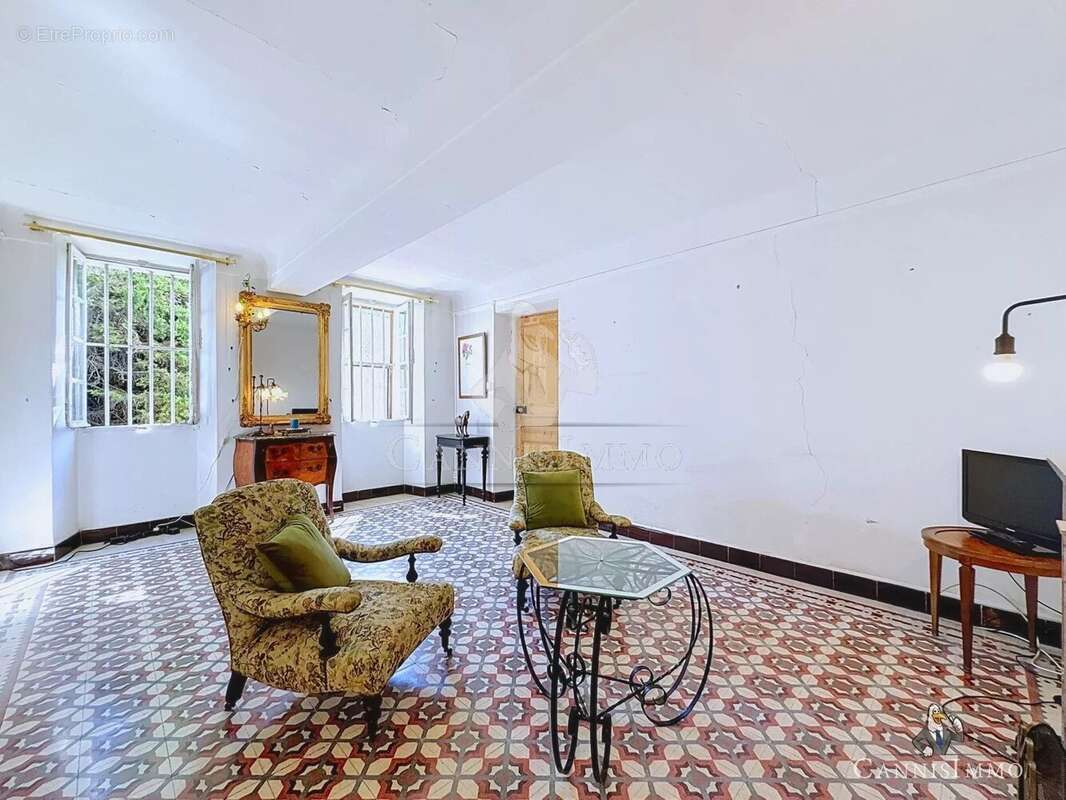 Maison de caractère de 1789 - 8pièces - vue panoramique GRASSE - photo 6