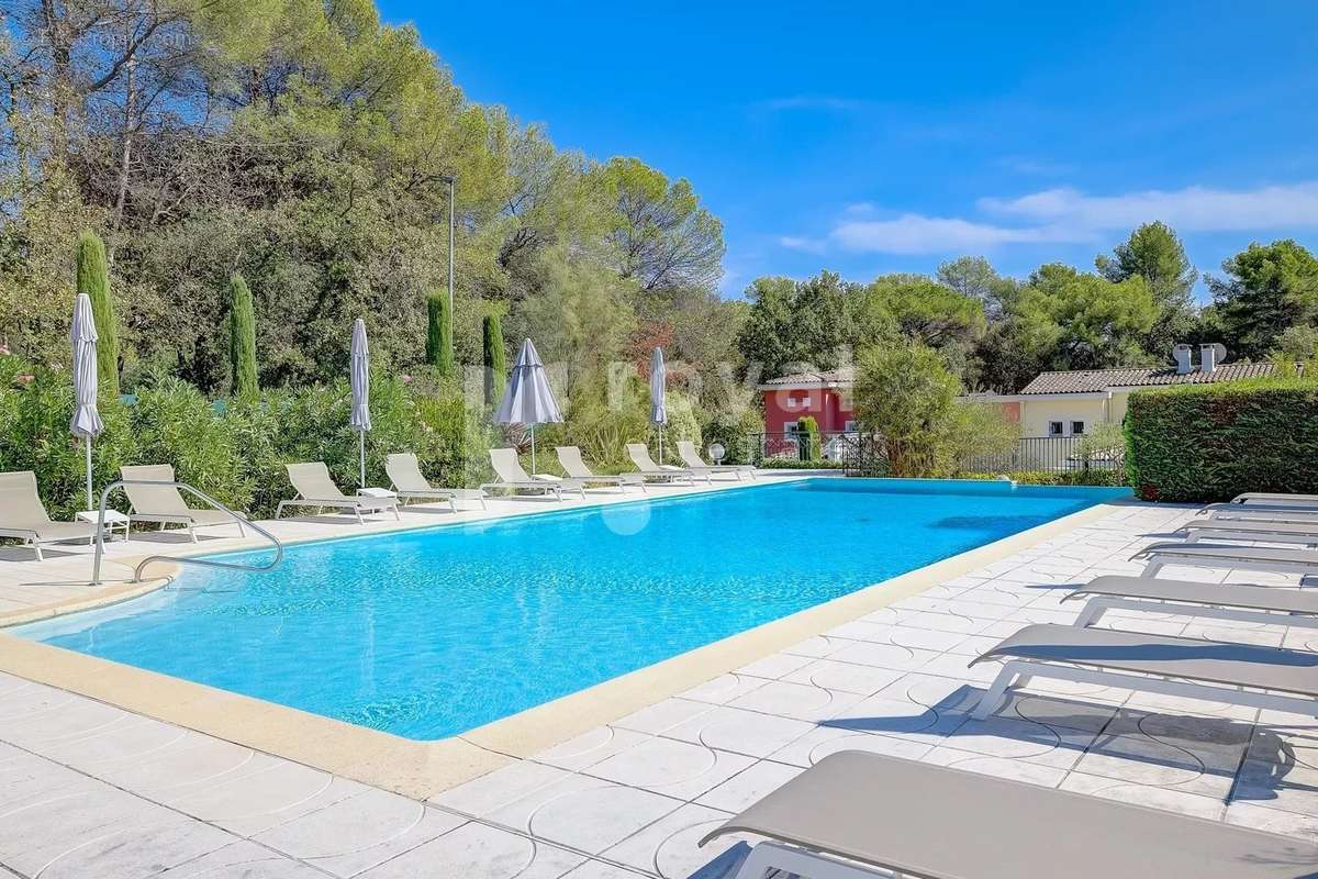 Maison à MOUGINS