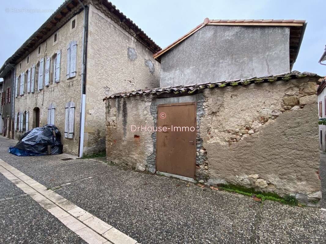 Maison à SABARAT