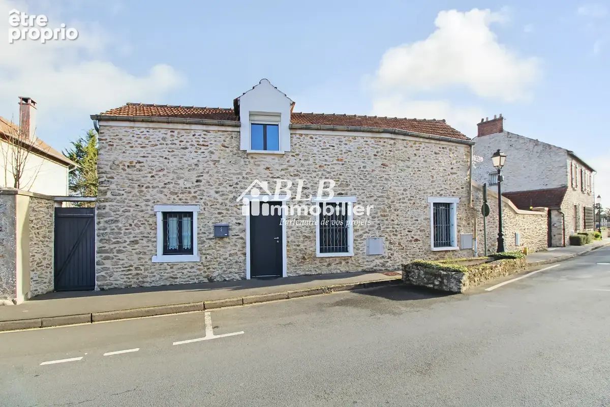 Photo Maison à Rambouillet au prix de 295 000€