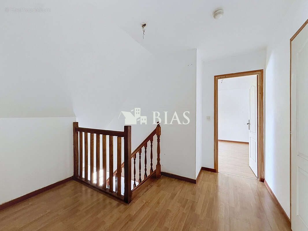 Maison 99 m² à Glisolles  - photo 8