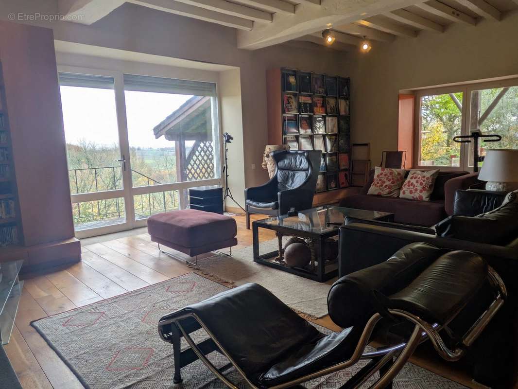 Maison à LOUBES-BERNAC