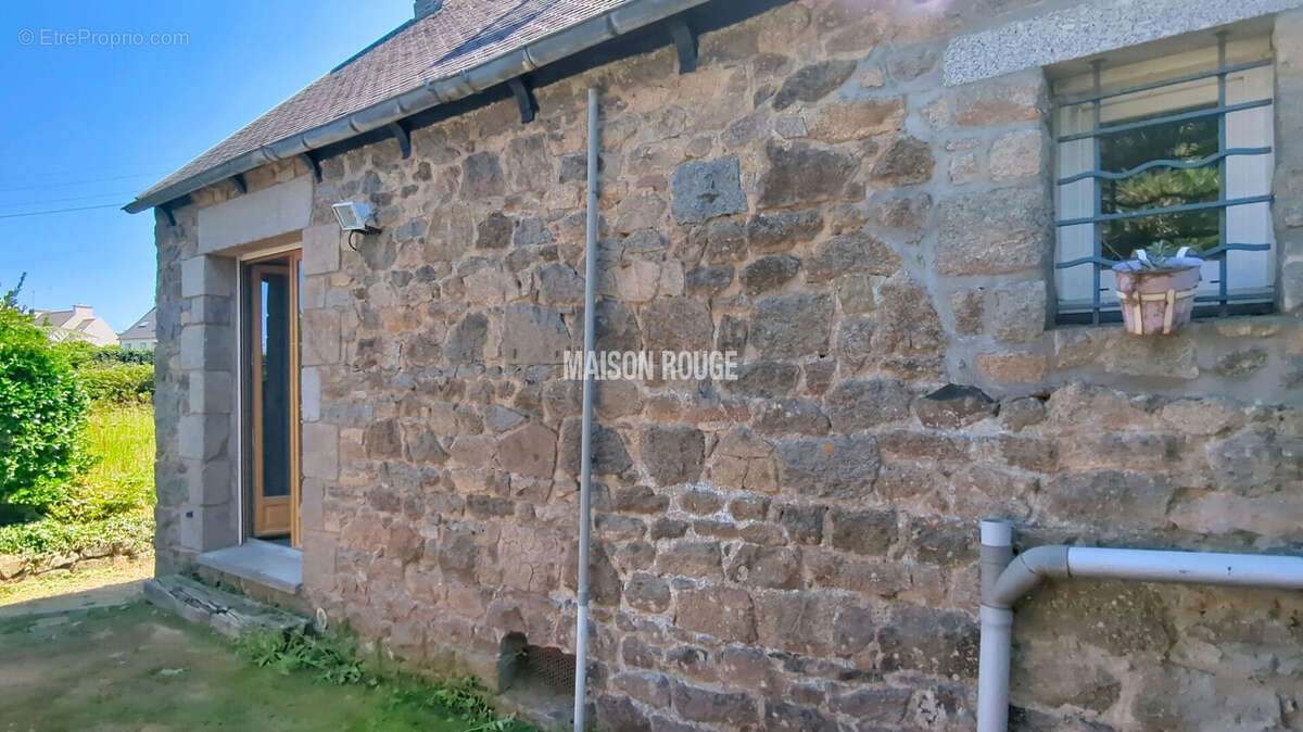 L'Armor Pleubian Maison de pêcheur en pierre , en impasse, 1.5km des plages - photo 16