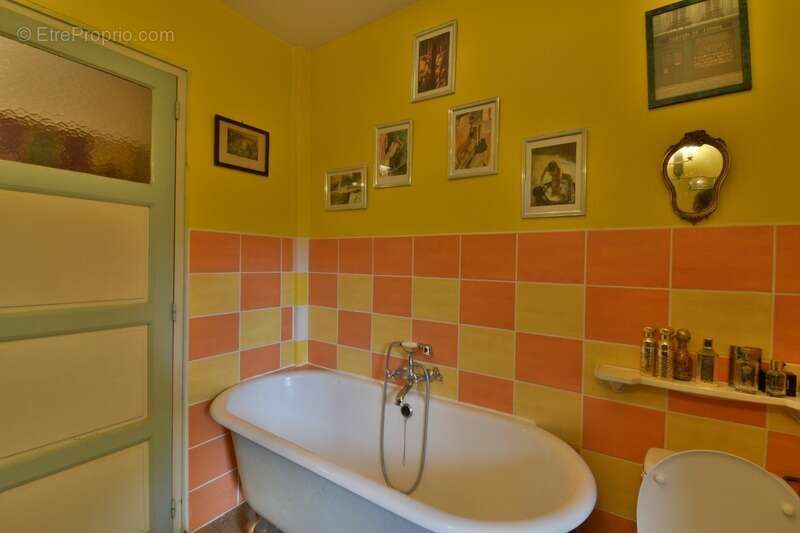 Maison à LE PONT-CHRETIEN-CHABENET