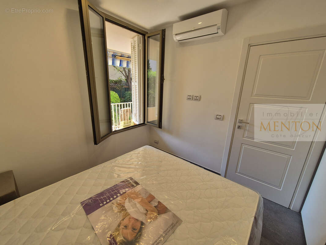 Appartement à ROQUEBRUNE-CAP-MARTIN
