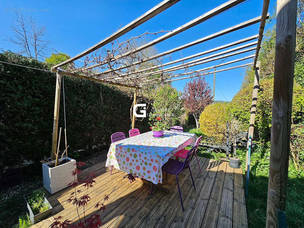Maison Le Poizat Lalleyriat 7 pièce(s) 209 m2 - photo 14