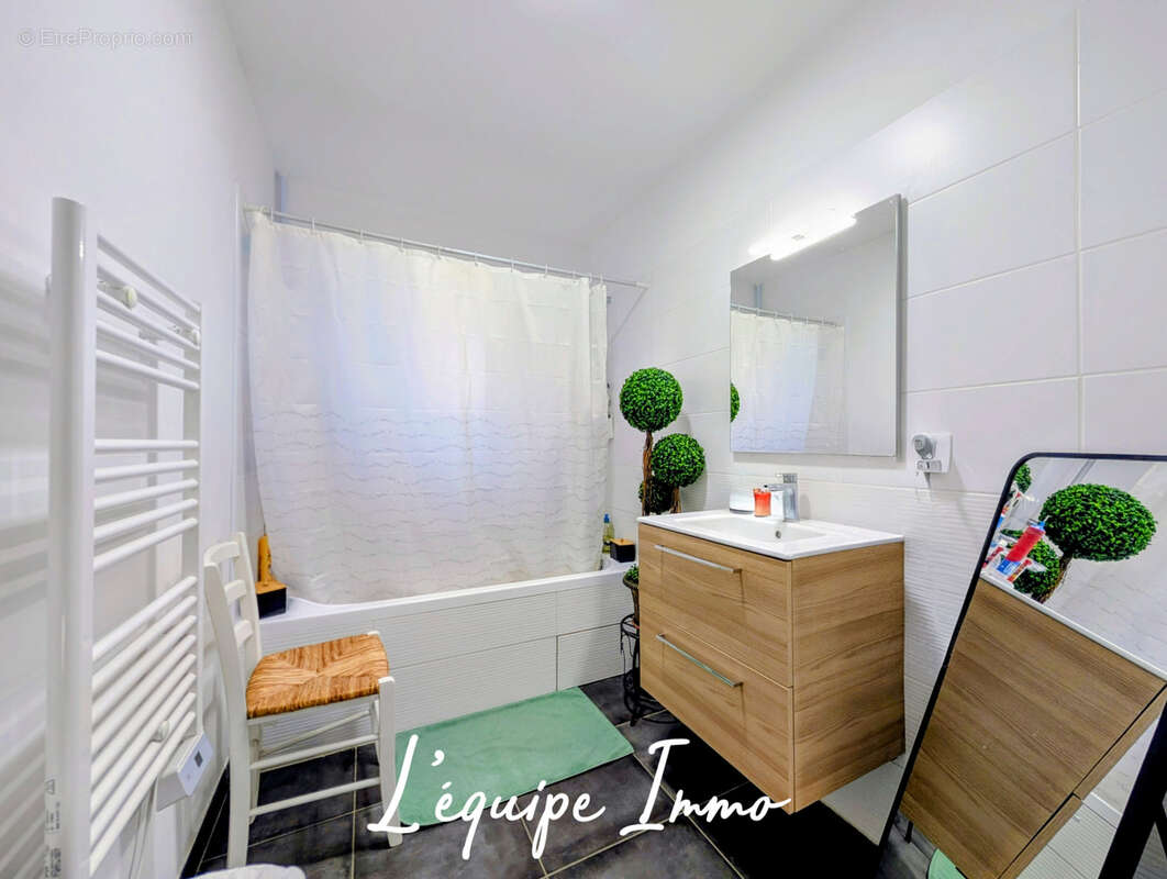 Maison à LOMBEZ