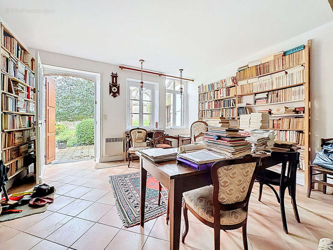 Maison à VER-LES-CHARTRES