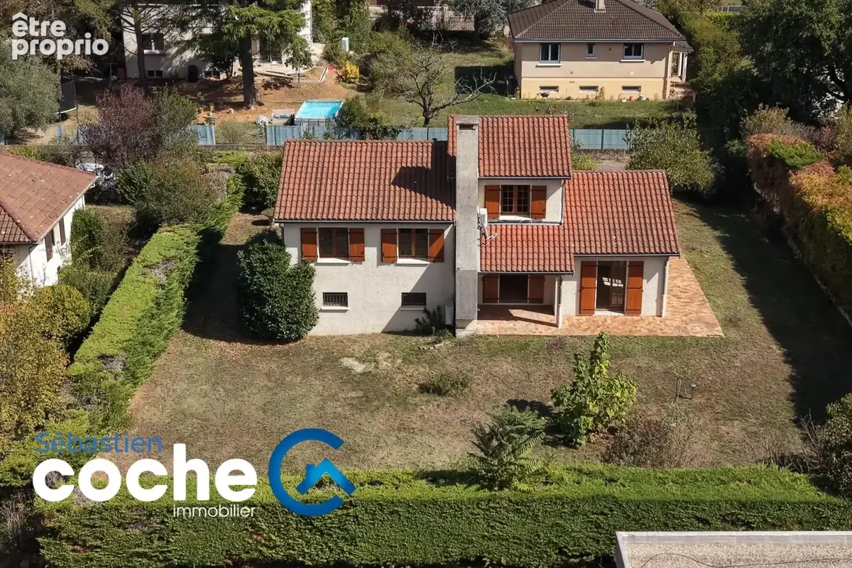 Exclusivité Chassieu - Villa 121m2 avec garage 50m2  sur parcelle 1000m2 - photo 19