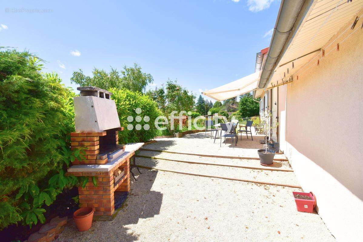Maison à VIRICELLES