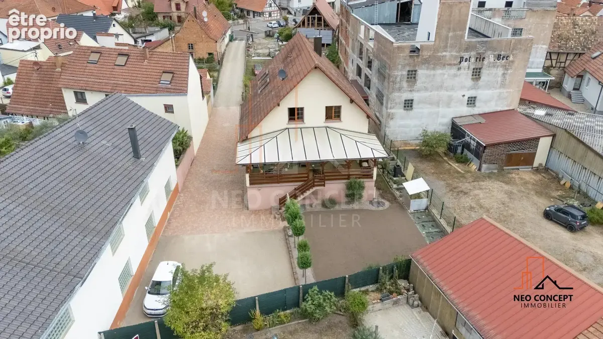 * SOUFFLENHEIM - Charmante Maison de 170 m² au sol, construite sur 9.36 ares de terrain ! * - photo 24