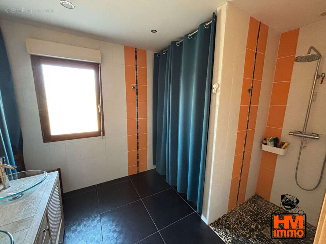 Maison à SAINT-YRIEIX-LA-PERCHE